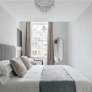 https://the-portland-apartment.tophotelsbath.com